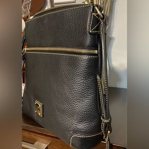 Dooney & Bourke Leather Crossbody Bag Messenger
Shoulder Handbag Black NEW